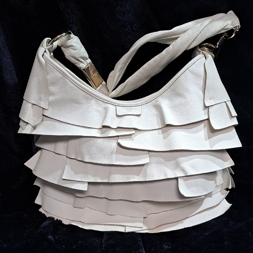 Yves Saint Laurent Cream Layered Leather Shoulder Bag